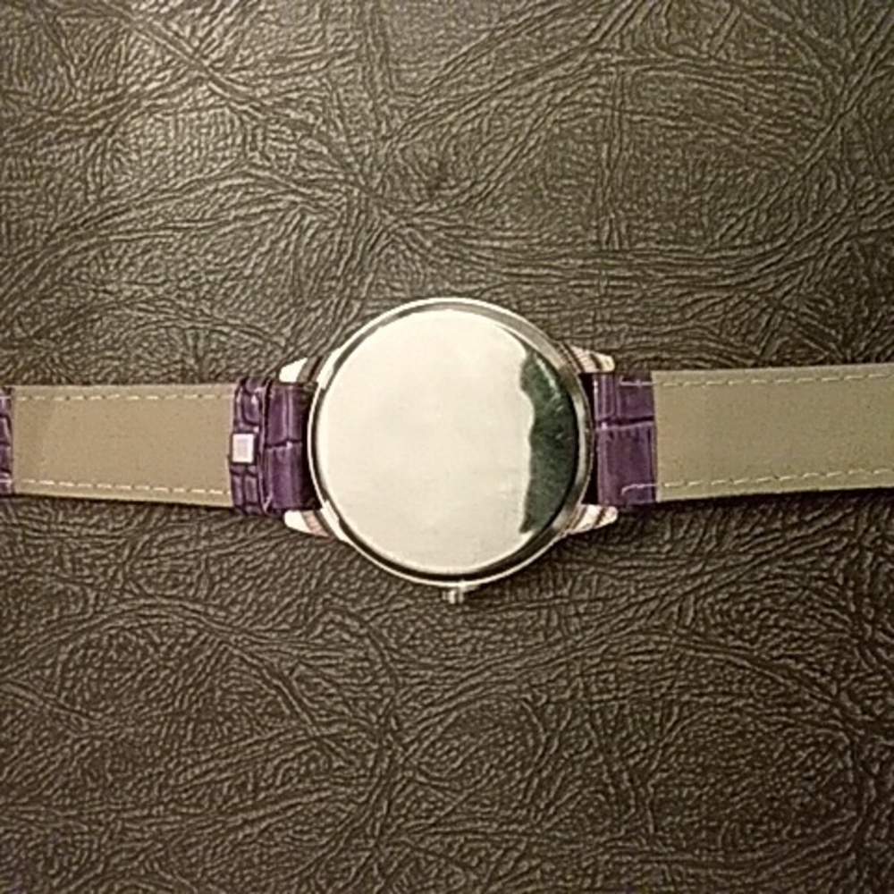 Purple Watch - Picture 6 of 7